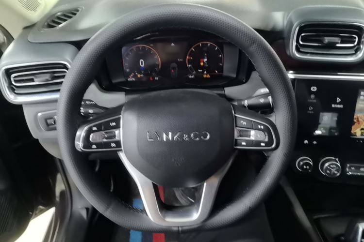 Used Lynk & Co 02 2021 1.5TD DCT Two-Wheel Drive Zhaoyao Plus Steering Wheel
