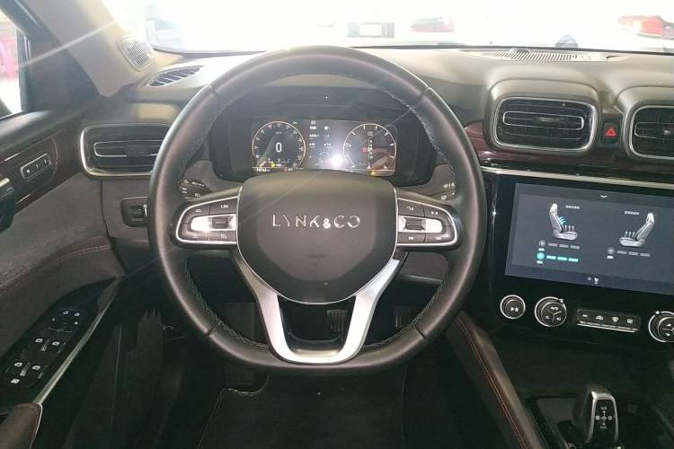 Used Lynk & Co 02 2021 2.0TD Automatic Two-Wheel Drive Zhaoshang Champion Edition Steering Wheel