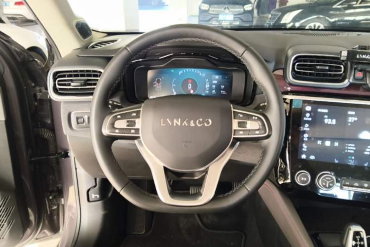 Used Lynk & Co 02 2021 1.5TD DCT Two-Wheel Drive Champion Edition Steering Wheel