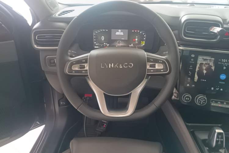 Used Lynk & Co 02 2021 1.5TD DCT Two-Wheel Drive Champion Edition Steering Wheel