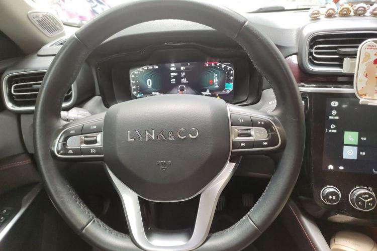 Used Lynk & Co 02 2021 1.5T DCT Two-Wheel Drive Zhaopu Steering Wheel