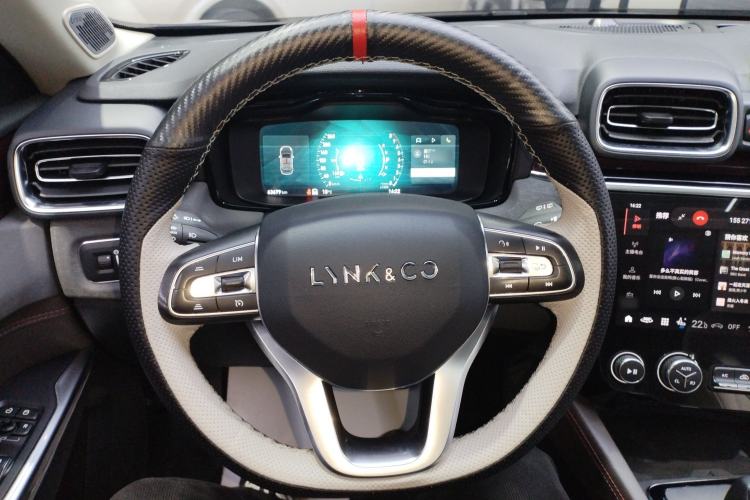 Used Lynk & Co 02 2021 2.0TD Automatic Two-Wheel Drive Zhaoshang Champion Edition Steering Wheel