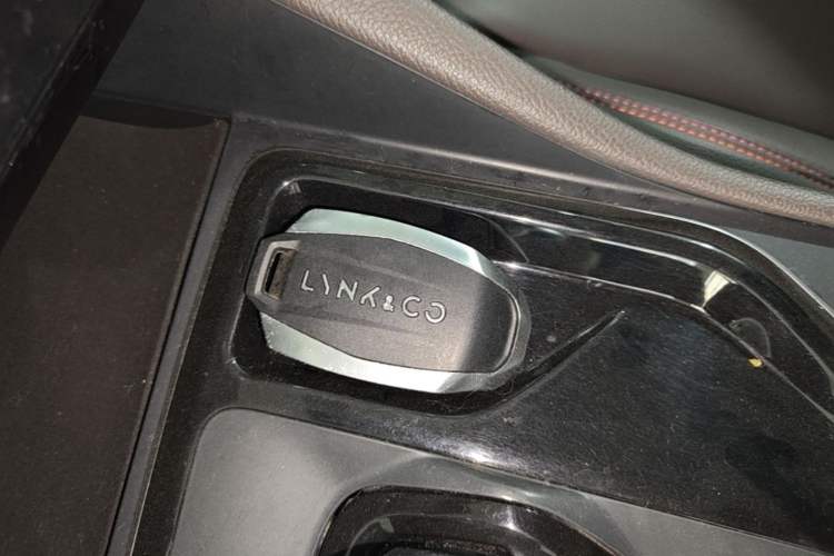 Used Lynk & Co 02 2021 1.5TD DCT Two-Wheel Drive Zhaoyao Plus Vehicle Key
