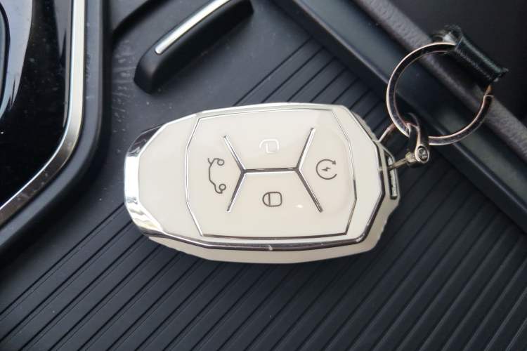 Used Lynk & Co 02 2021 1.5TD DCT Two-Wheel Drive Champion Edition Vehicle Key