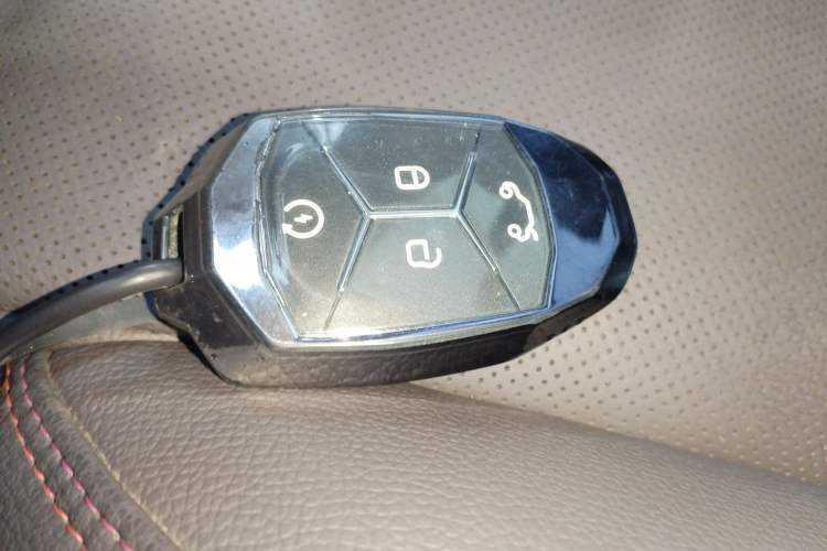 Used Lynk & Co 02 2021 2.0TD Automatic Two-Wheel Drive Zhaoshang Champion Edition Vehicle Key