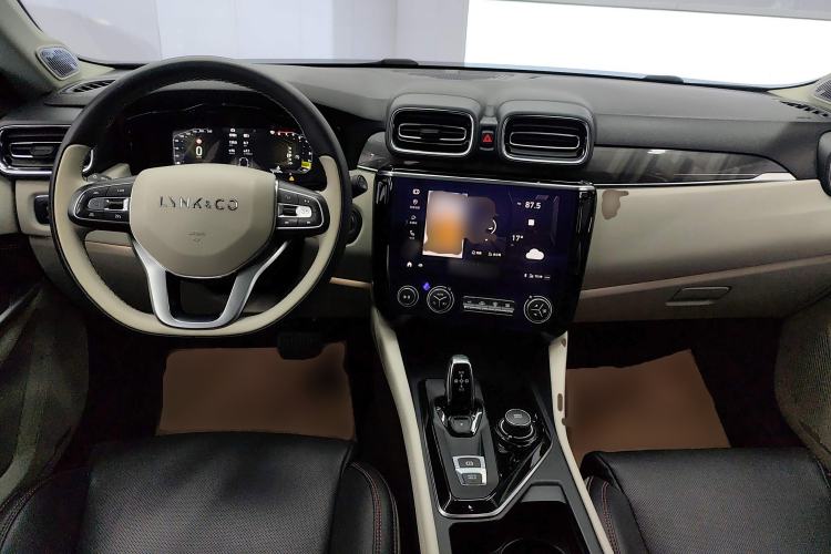 Used Lynk & Co 02 2021 2.0TD Automatic Two-Wheel Drive Zhaoshang Champion Edition Center Console