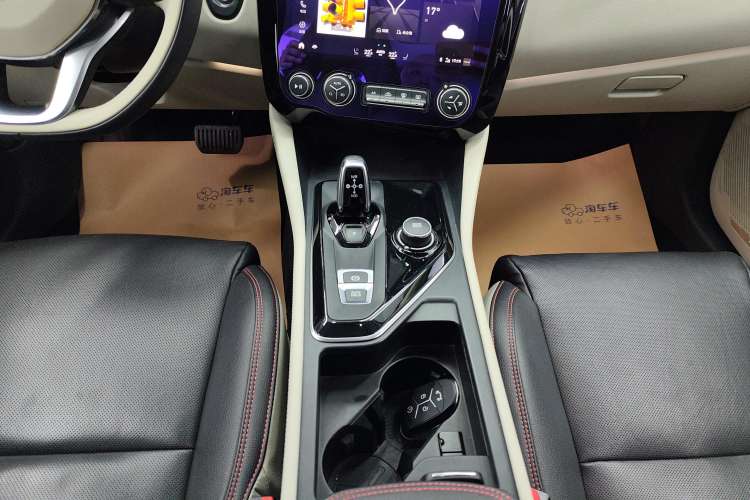 Used Lynk & Co 02 2021 2.0TD Automatic Two-Wheel Drive Zhaoshang Champion Edition Gear Lever