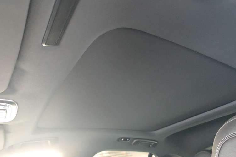 Used Lynk & Co 02 2021 1.5TD DCT Two-Wheel Drive Champion Edition Headliner