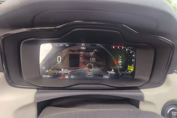 Used Lynk & Co 02 2021 2.0TD Automatic Two-Wheel Drive Zhaoshang Champion Edition Instrument Cluster