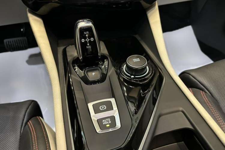 Used Lynk & Co 02 2021 2.0TD Automatic Two-Wheel Drive Zhaoshang Champion Edition Interior 4