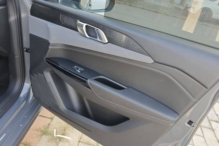 Used Lynk & Co 02 2021 1.5TD DCT Two-Wheel Drive Champion Edition Interior 5