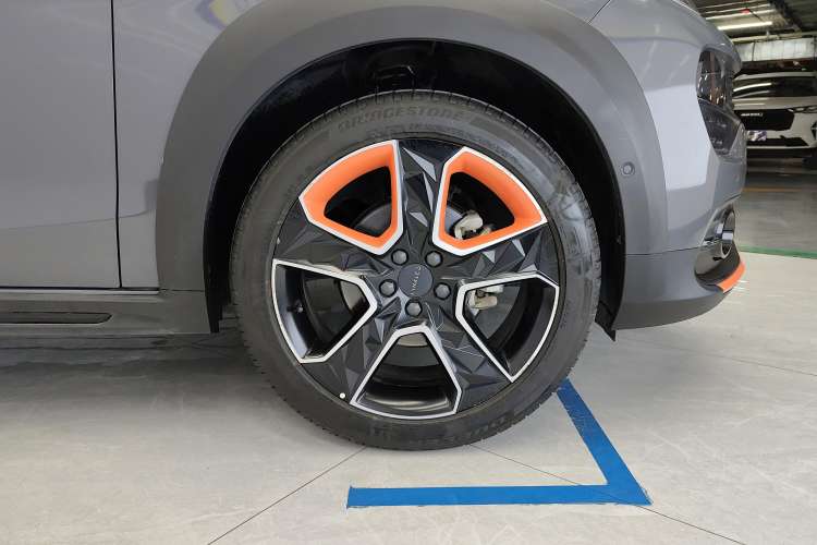 Used Lynk & Co 02 2021 2.0TD Automatic Two-Wheel Drive Zhaoshang Champion Edition Left Rear Wheel Hub
