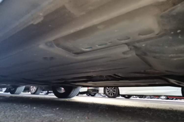 Used Lynk & Co 02 2021 1.5TD DCT Two-Wheel Drive Champion Edition Left Side Sill