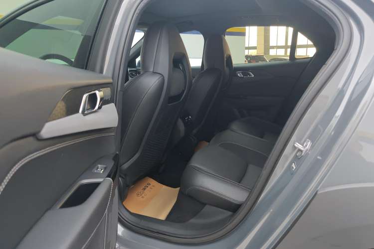 Used Lynk & Co 02 2021 1.5TD DCT Two-Wheel Drive Champion Edition Right Rear Seat