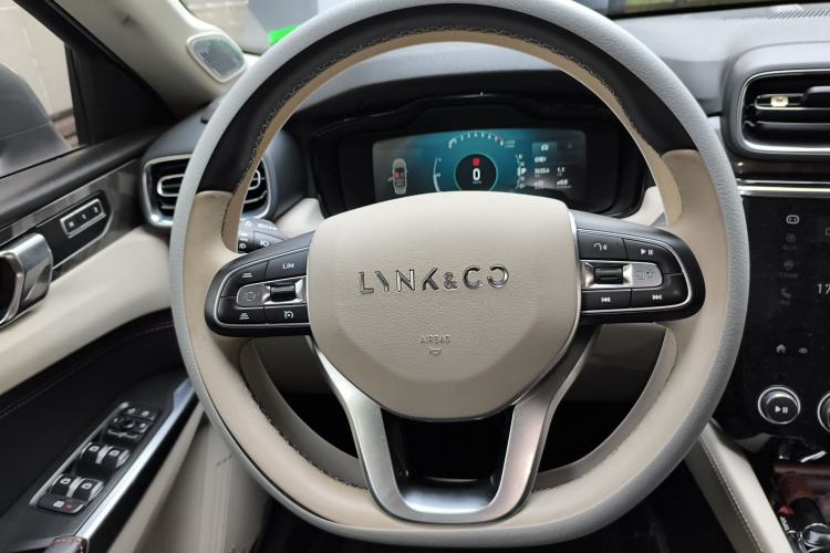 Used Lynk & Co 02 2021 1.5TD DCT Two-Wheel Drive Champion Edition Steering Wheel