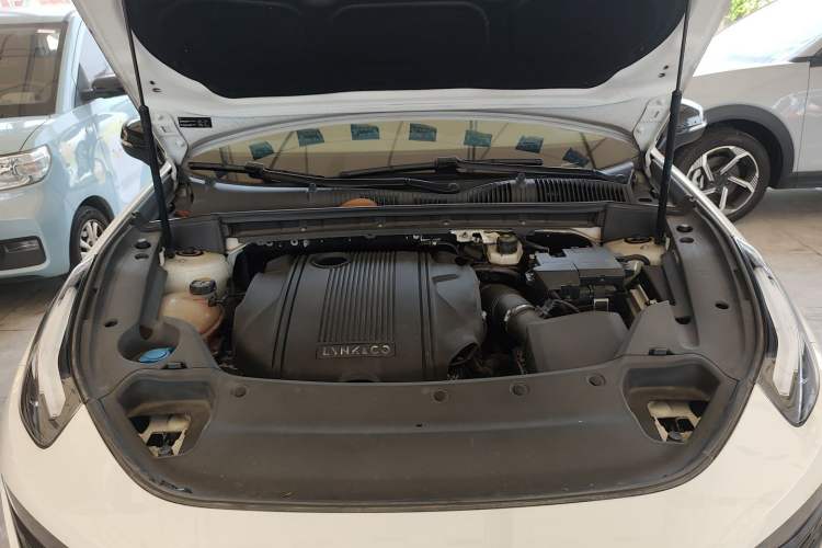 Used Lynk & Co 02 2021 1.5TD DCT Two-Wheel Drive Champion Edition Engine Bay