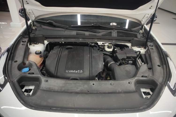 Used Lynk & Co 02 2021 1.5TD DCT Two-Wheel Drive Champion Edition Engine Bay