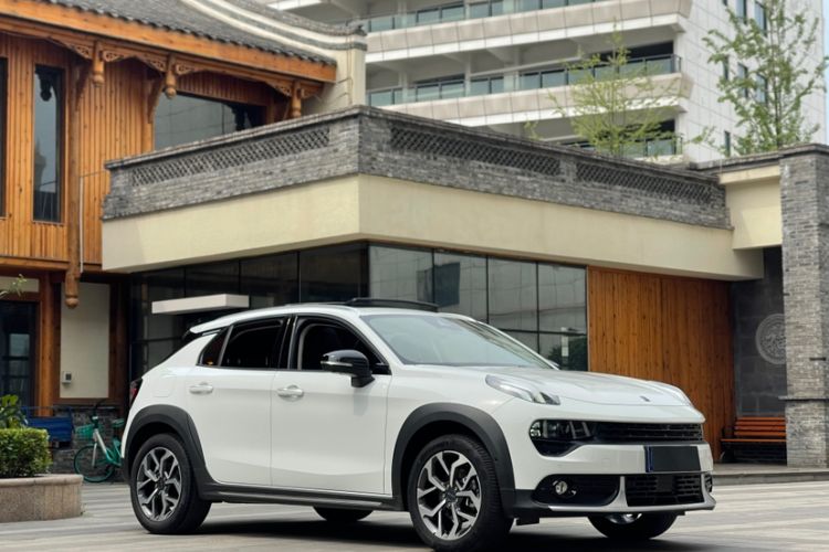 Used Lynk & Co 02 2021 1.5TD DCT Two-Wheel Drive Champion Edition Exterior 3