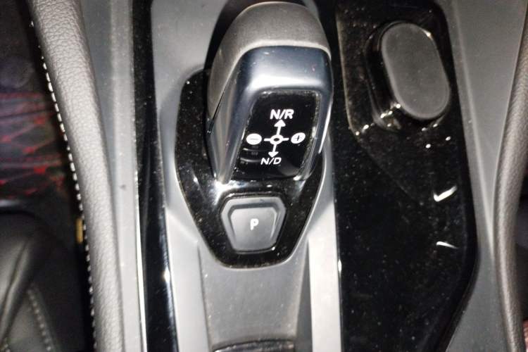 Used Lynk & Co 02 2021 1.5TD DCT Two-Wheel Drive Power Plus Gear Lever