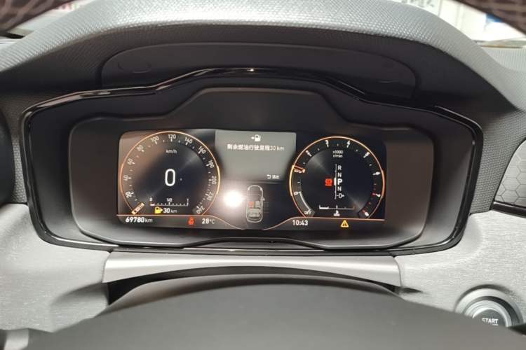Used Lynk & Co 02 2021 1.5TD DCT Two-Wheel Drive Power Plus Instrument Cluster