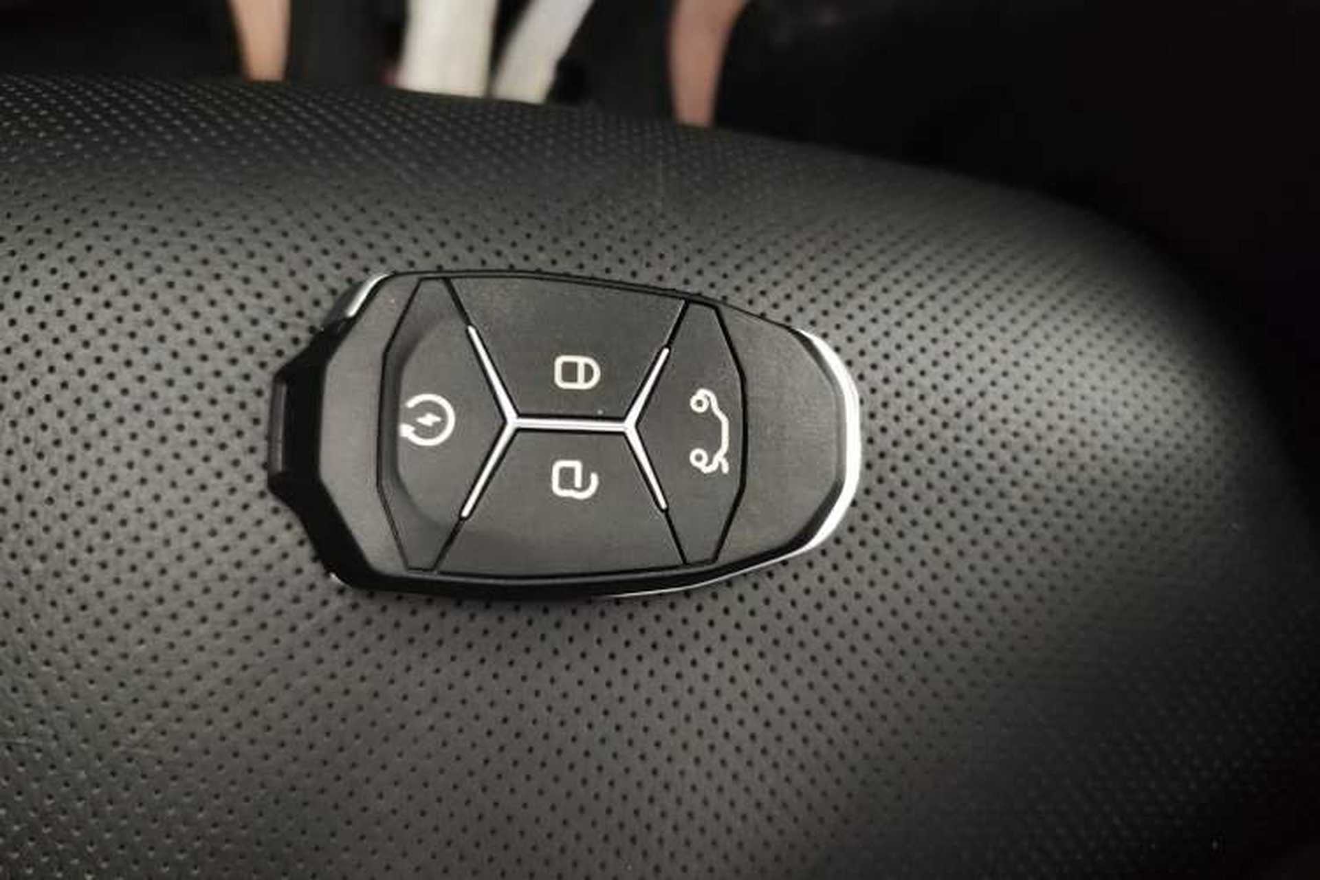 Used Lynk & Co 02 2021 1.5TD DCT Two-Wheel Drive Champion Edition Interior 1