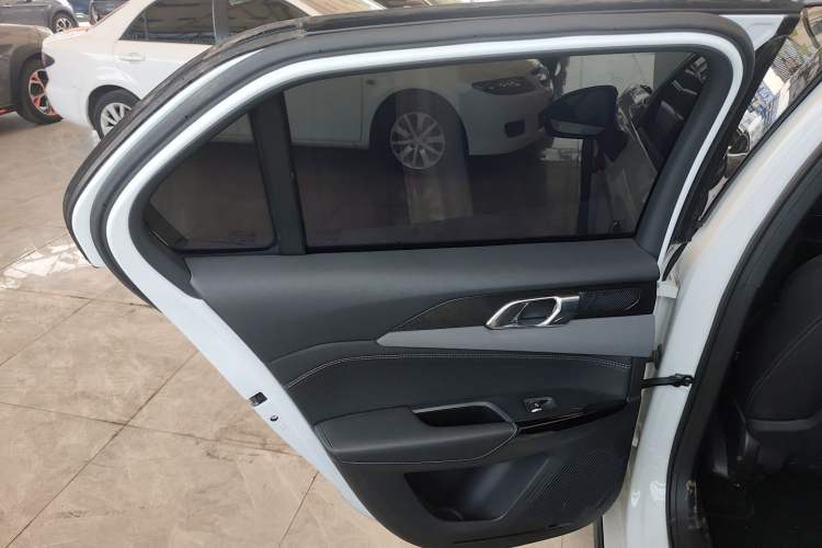 Used Lynk & Co 02 2021 1.5TD DCT Two-Wheel Drive Champion Edition Interior 7