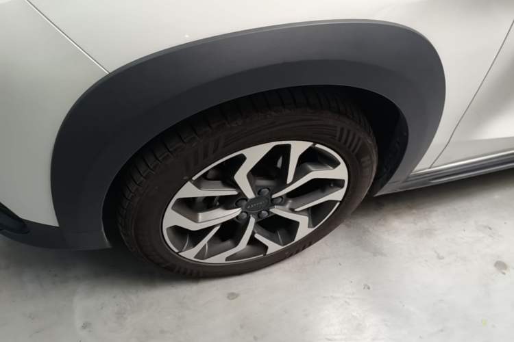 Used Lynk & Co 02 2021 1.5TD DCT Two-Wheel Drive Power Plus Left Front Wheel Hub