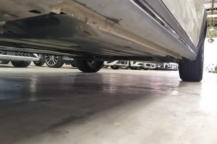 Used Lynk & Co 02 2021 1.5TD DCT Two-Wheel Drive Power Plus Left Side Sill