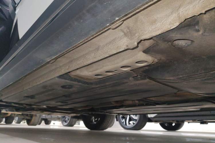 Used Lynk & Co 02 2021 2.0TD Automatic Two-Wheel Drive "Jin" Champion Edition Left Side Sill