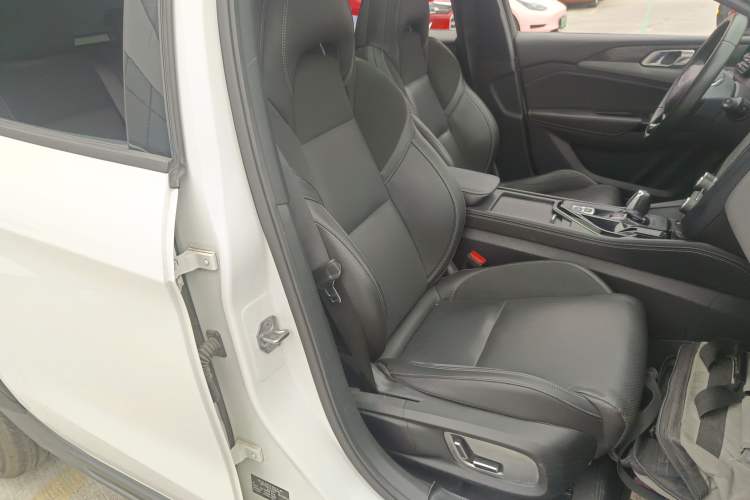 Used Lynk & Co 02 2021 1.5TD DCT Two-Wheel Drive Champion Edition Right Front Seat