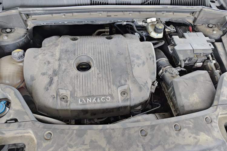 Used Lynk & Co 02 2022 2.0T DCT Shine Pro Engine Bay
