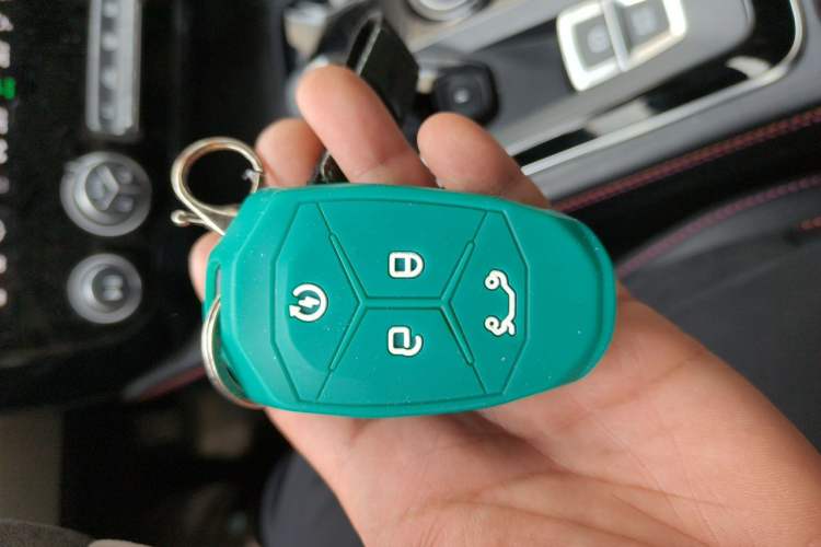 Used Lynk & Co 02 2022 2.0T DCT Shine Pro Vehicle Key