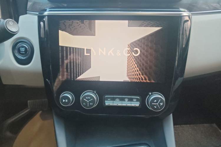 Used Lynk & Co 02 2022 2.0T DCT Shine Pro Audio And AC Panel