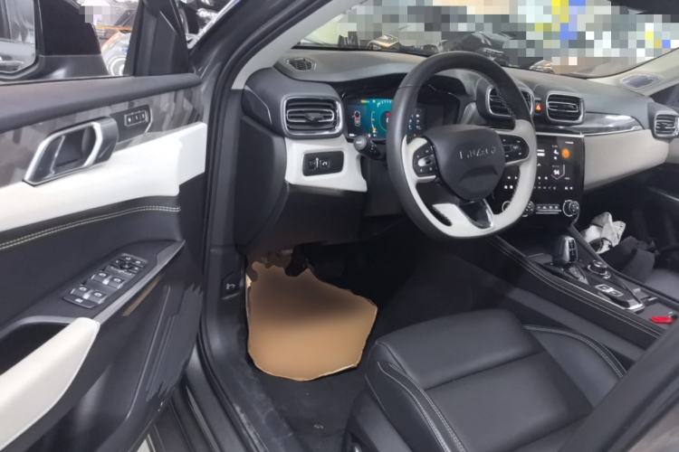 Used Lynk & Co 02 2022 2.0T DCT Shine Pro Driver Seat