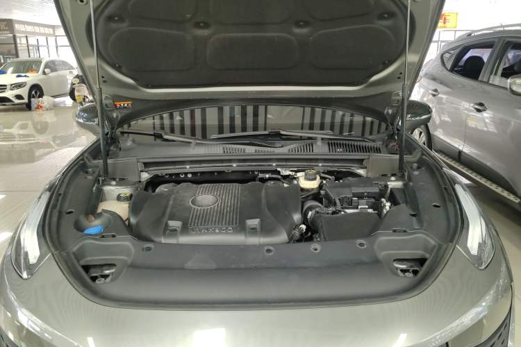 Used Lynk & Co 02 2022 2.0T DCT Shine Pro Engine Bay