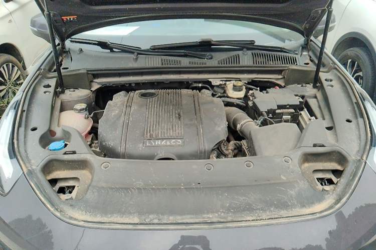 Used Lynk & Co 02 2022 1.5T DCT Shine Pro Engine Bay
