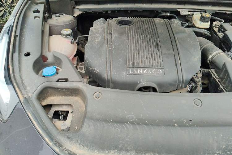 Used Lynk & Co 02 2022 1.5T DCT Shine Pro Engine Bay Right