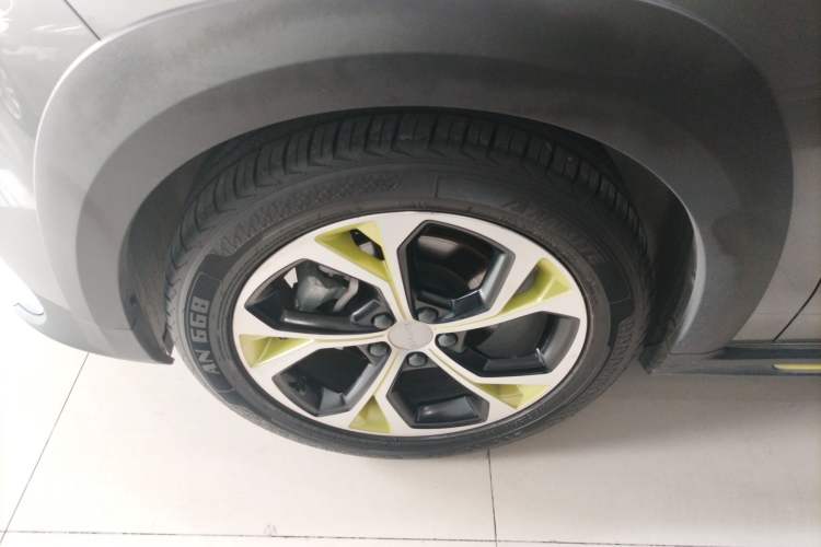 Used Lynk & Co 02 2022 2.0T DCT Shine Plus Exterior 5