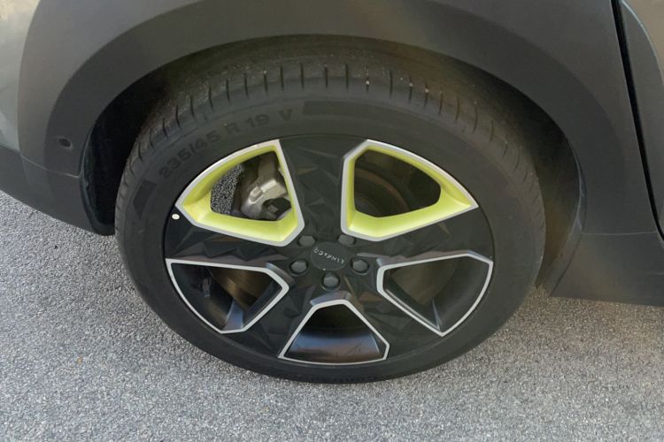 Used Lynk & Co 02 2022 2.0T DCT Shine Pro Exterior 7