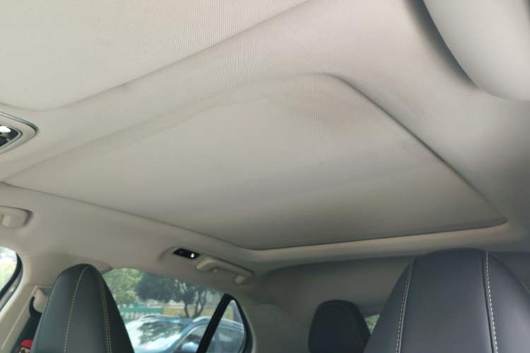 Used Lynk & Co 02 2022 1.5T DCT Shine Pro Headliner