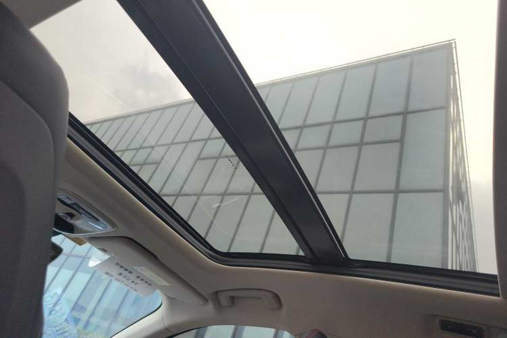 Used Lynk & Co 02 2022 2.0T DCT Shine Pro Headliner