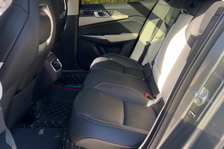 Used Lynk & Co 02 2022 2.0T DCT Shine Pro Interior 1