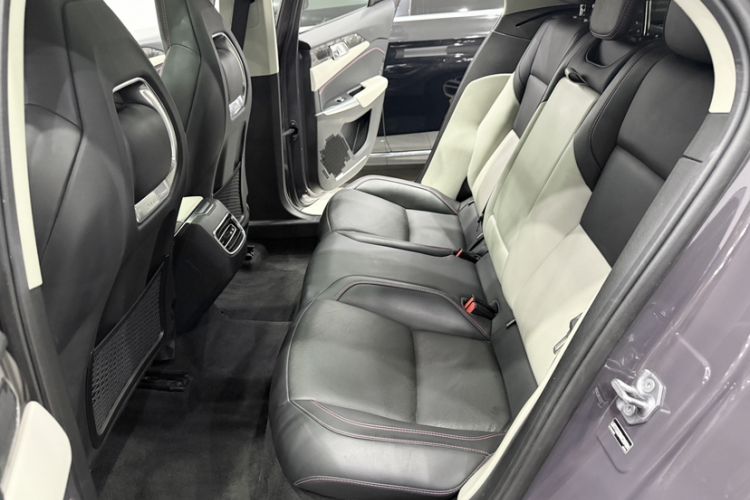 Used Lynk & Co 02 2022 1.5T DCT Shine Pro Interior 2