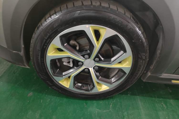 Used Lynk & Co 02 2022 1.5T DCT Shine Plus Left Front Wheel Hub