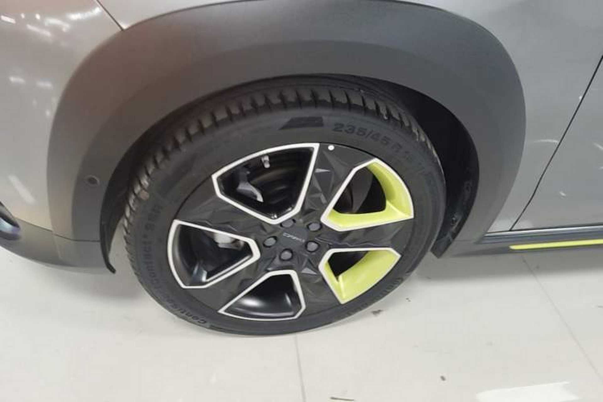 Used Lynk & Co 02 2022 2.0T DCT Shine Pro Left Front Wheel Hub