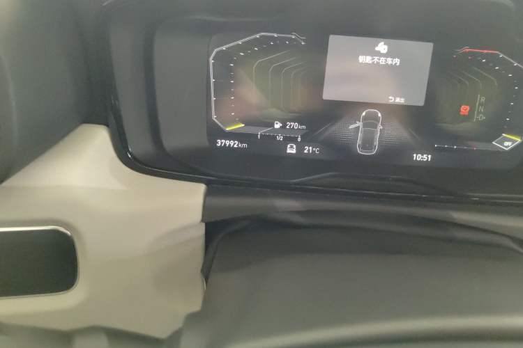 Used Lynk & Co 02 2022 2.0T DCT Shine Pro Odometer Close Up
