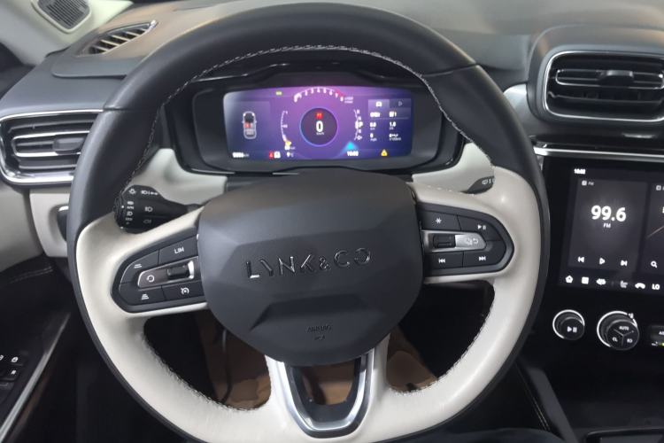 Used Lynk & Co 02 2022 2.0T DCT Shine Pro Steering Wheel