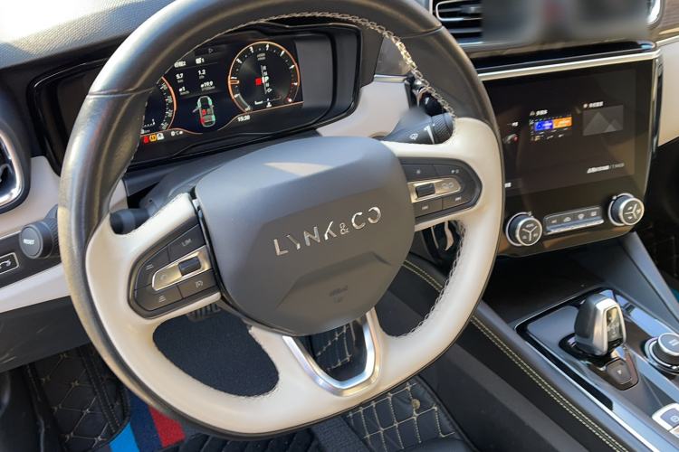 Used Lynk & Co 02 2022 2.0T DCT Shine Pro Steering Wheel