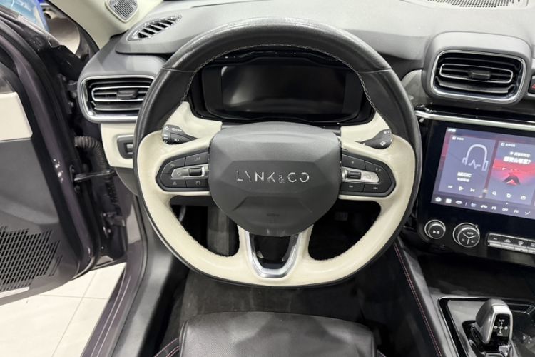 Used Lynk & Co 02 2022 1.5T DCT Shine Pro Steering Wheel