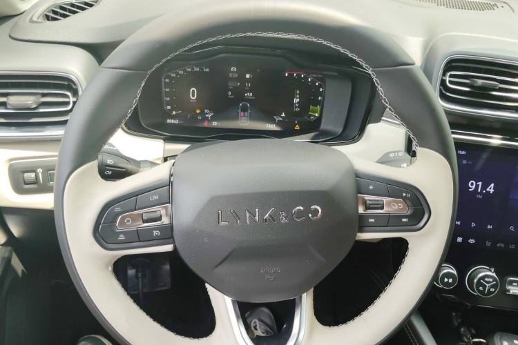 Used Lynk & Co 02 2022 1.5T DCT Shine Pro Steering Wheel